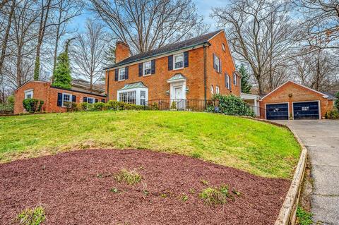 3044 Hemlock Ln SW, Roanoke, VA 24014 photo 1