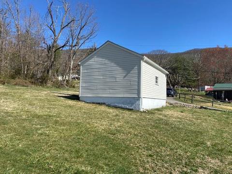 2513 Jackson River Rd, Covington, VA 24426 photo 16