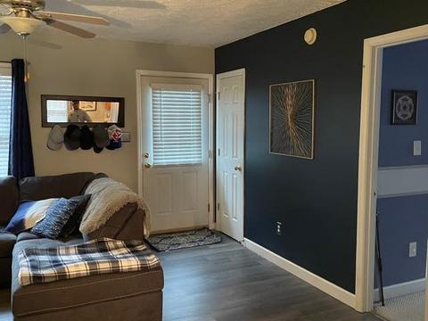 1076 Old Station Loop, Hardy, VA 24101 photo 10
