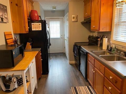 1076 Old Station Loop, Hardy, VA 24101 photo 2