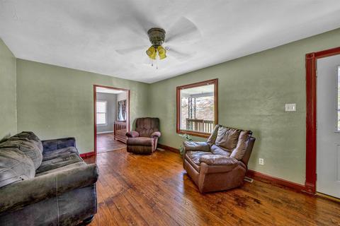 303 Branch Rd, Eagle Rock, VA 24085 photo 10