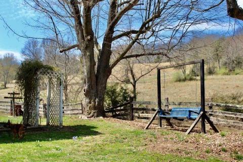 2011 Broadhead School Rd, Middlebrook, VA 24459 photo 13