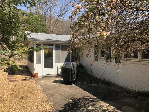 608 Heatherton Dr, Covington, VA 24426 photo 5