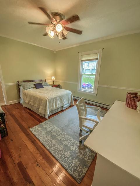 314 E Beech St, Covington, VA 24426 photo 7