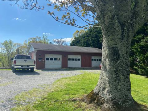 1468 Carroll Rd, Goodview, VA 24095 photo 9