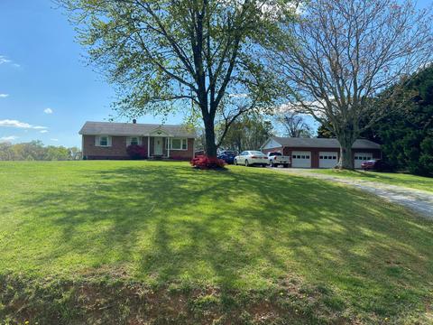1468 Carroll Rd, Goodview, VA 24095 photo 2