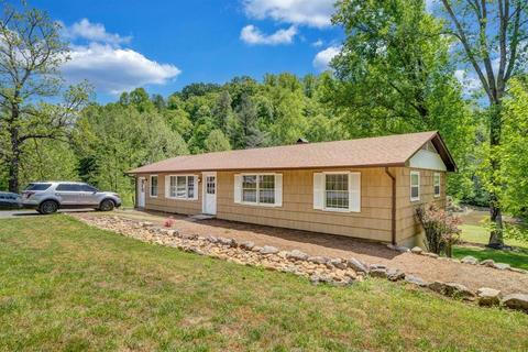 5961 Goodview Rd, Goodview, VA 24095 photo 4