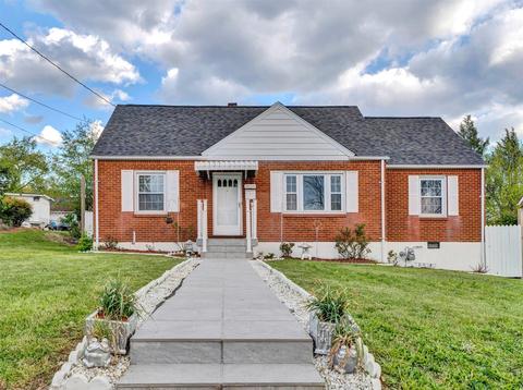 2425 Edinburgh Dr NW, Roanoke, VA 24012 photo 2