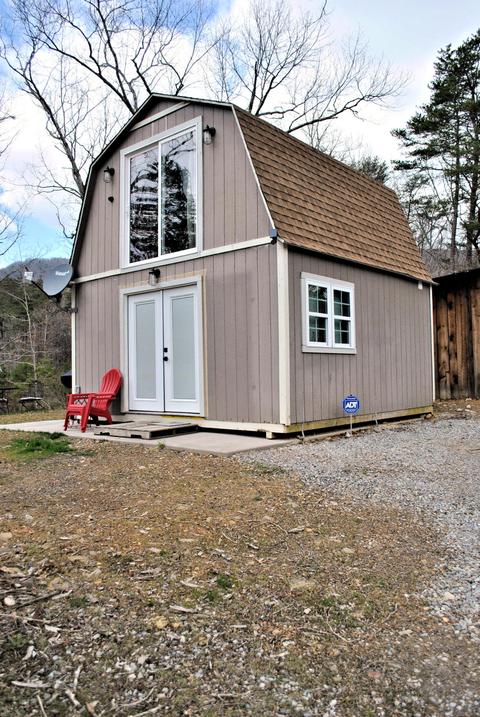 3948 Flatwoods Rd, Elliston, VA 24087 photo 6
