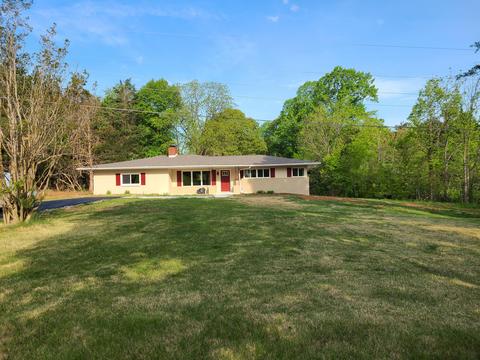 42 Madison Rd, Ridgeway, VA 24148 photo 1