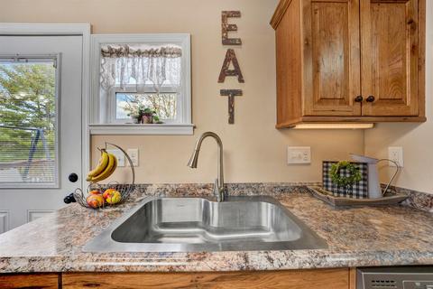 495 Agnes Ln NW, Willis, VA 24380 photo 18