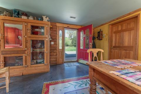 183 Connect Rd, Buchanan, VA 24066 photo 9