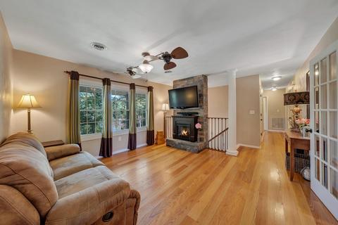 1324 Hidden Forest Dr, Goodview, VA 24095 photo 9
