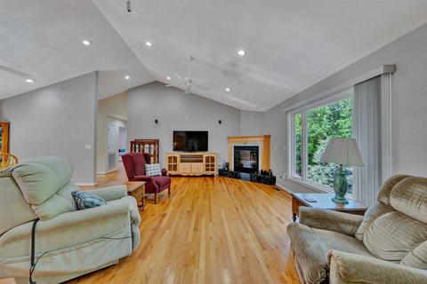 4949 Dan Robin Rd, Salem, VA 24153 photo 17