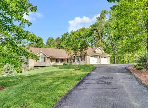 4949 Dan Robin Rd, Salem, VA 24153 photo 1