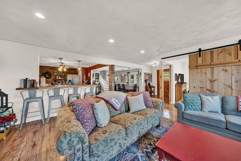 41 Yoder St, New Castle, VA 24127 photo 13