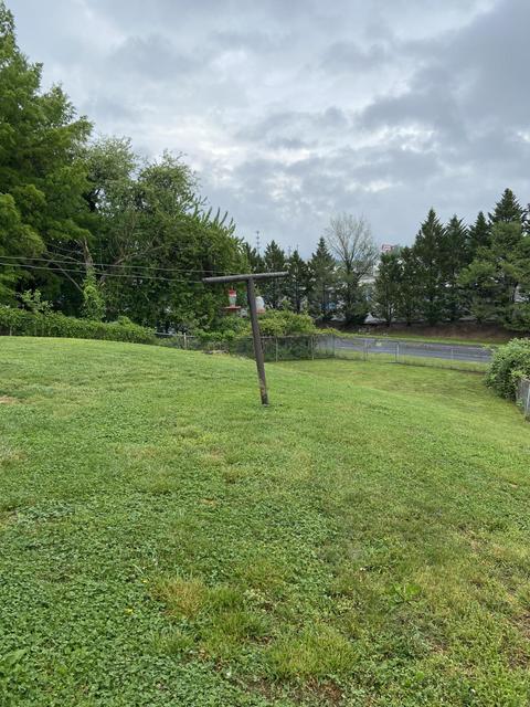 654 E Augusta Ave, Vinton, VA 24179 photo 23