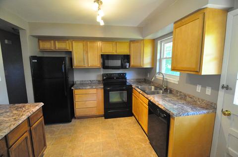 1015 Estates Rd SE, Roanoke, VA 24014 photo 5