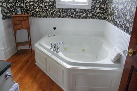 2880 Bells Mill Rd, Goode, VA 24556 photo 49