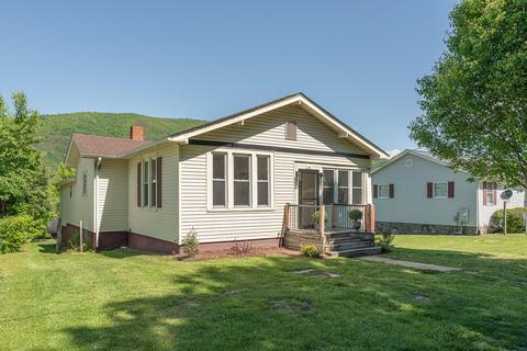 167 Boyd St, Buchanan, VA 24066 photo 1