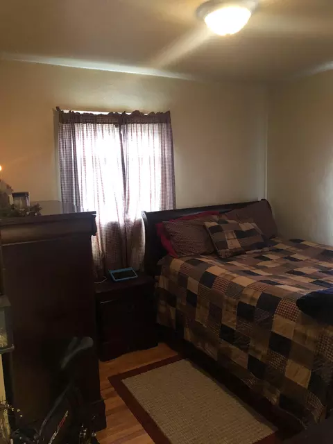 325 E Walnut St, Covington, VA 24426 photo 5