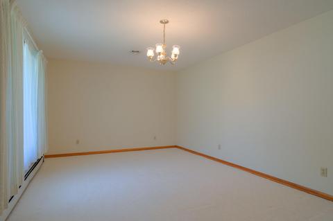 318 Vaughan Ave, Dublin, VA 24084 photo 6
