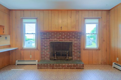 318 Vaughan Ave, Dublin, VA 24084 photo 7