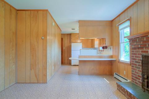 318 Vaughan Ave, Dublin, VA 24084 photo 9