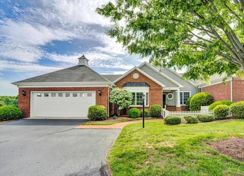 24 Villa Ln, Penhook, VA 24137 photo 2