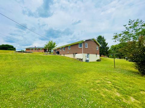 409 Winding Way, Covington, VA 24426 photo 7