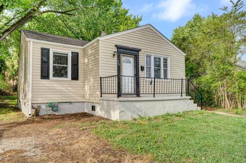 809 Queen Ave NW, Roanoke, VA 24012 photo 1