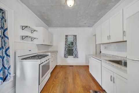 31 E Murray St, Fincastle, VA 24090 photo 11