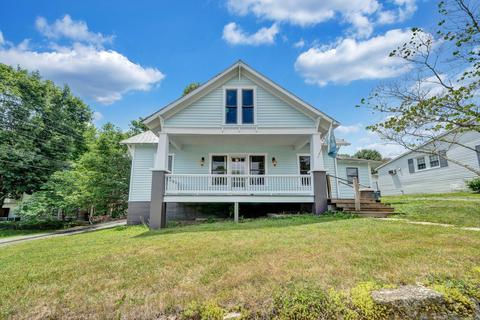 31 E Murray St, Fincastle, VA 24090 photo 3