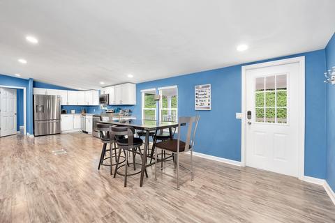 109 Bluewater Ct, Goodview, VA 24095 photo 6