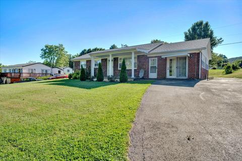 3109 Quesenberry Pl, Draper, VA 24324 photo 3