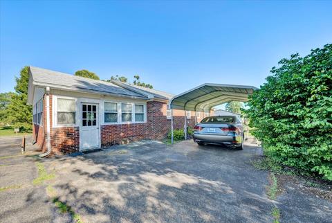3109 Quesenberry Pl, Draper, VA 24324 photo 4