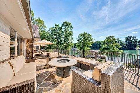 555 Silver Tee Dr, Penhook, VA 24137 photo 17