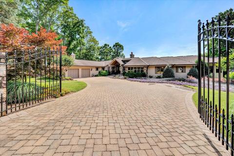 555 Silver Tee Dr, Penhook, VA 24137 photo 2