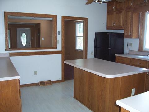 1401 E Dolly Ann Dr, Covington, VA 24426 photo 13