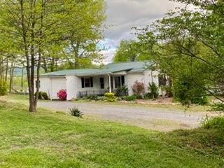 210 Second Ave, Clifton Forge, VA 24422 photo 1