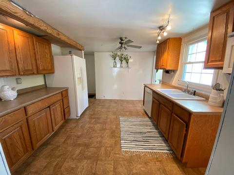 210 Second Ave, Clifton Forge, VA 24422 photo 5