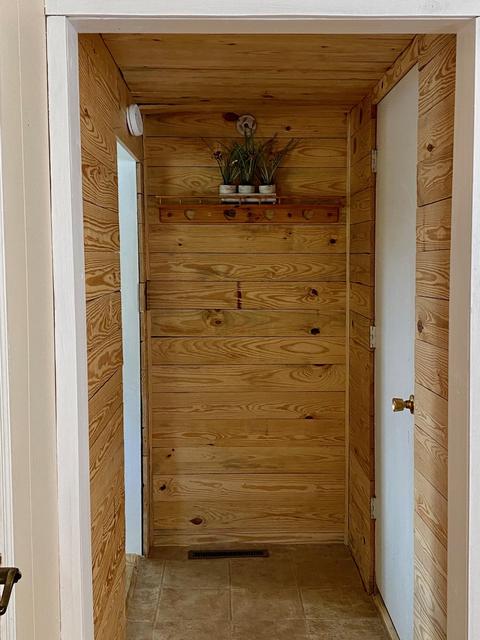 210 Second Ave, Clifton Forge, VA 24422 photo 8