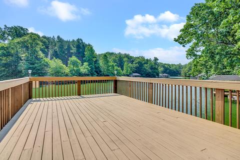 258 Chestnut Pointe Dr, Hardy, VA 24101 photo 4