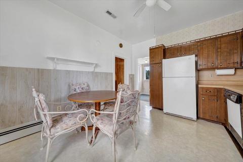 900 Bowman Ave, Salem, VA 24153 photo 17