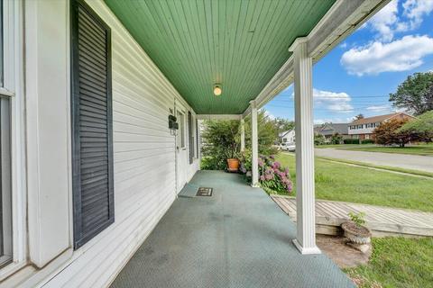 900 Bowman Ave, Salem, VA 24153 photo 4