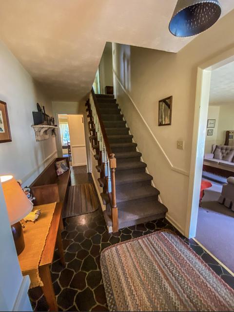 107 Maple Ln, Covington, VA 24426 photo 2