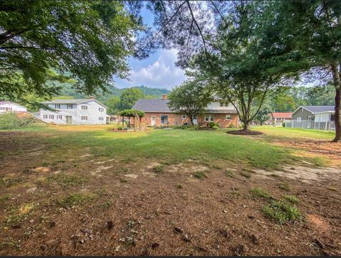 107 Maple Ln, Covington, VA 24426 photo 17