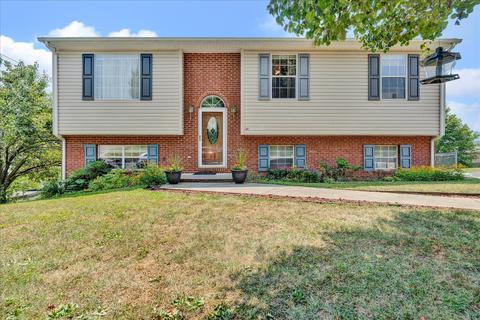1801 Epps Dr, Salem, VA 24153 photo 2