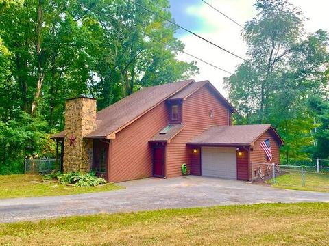210 Green Violet Dr, Covington, VA 24426 photo 4