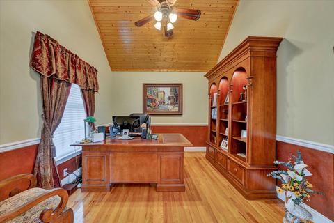 127 Tranquility Rd, Moneta, VA 24121 photo 7